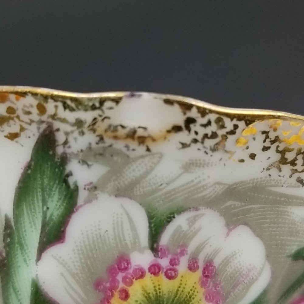 Tea cup and saucer - Picture 8 of 8